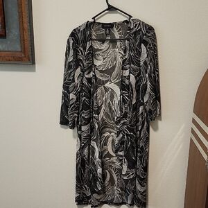 R&M Richards Monochrome Leaf Print Kimono